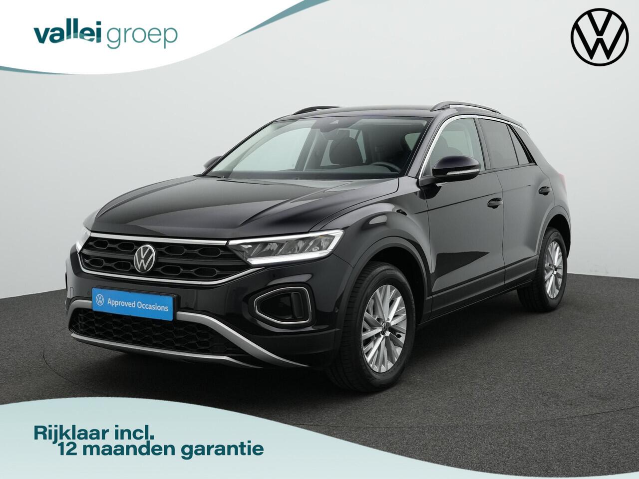 Volkswagen T-Roc 1.5 TSI 150 pk DSG Life | Trekhaak | Stoelverwarming | Carplay | Parkeersensoren voor/achter | Adaptive Cruise