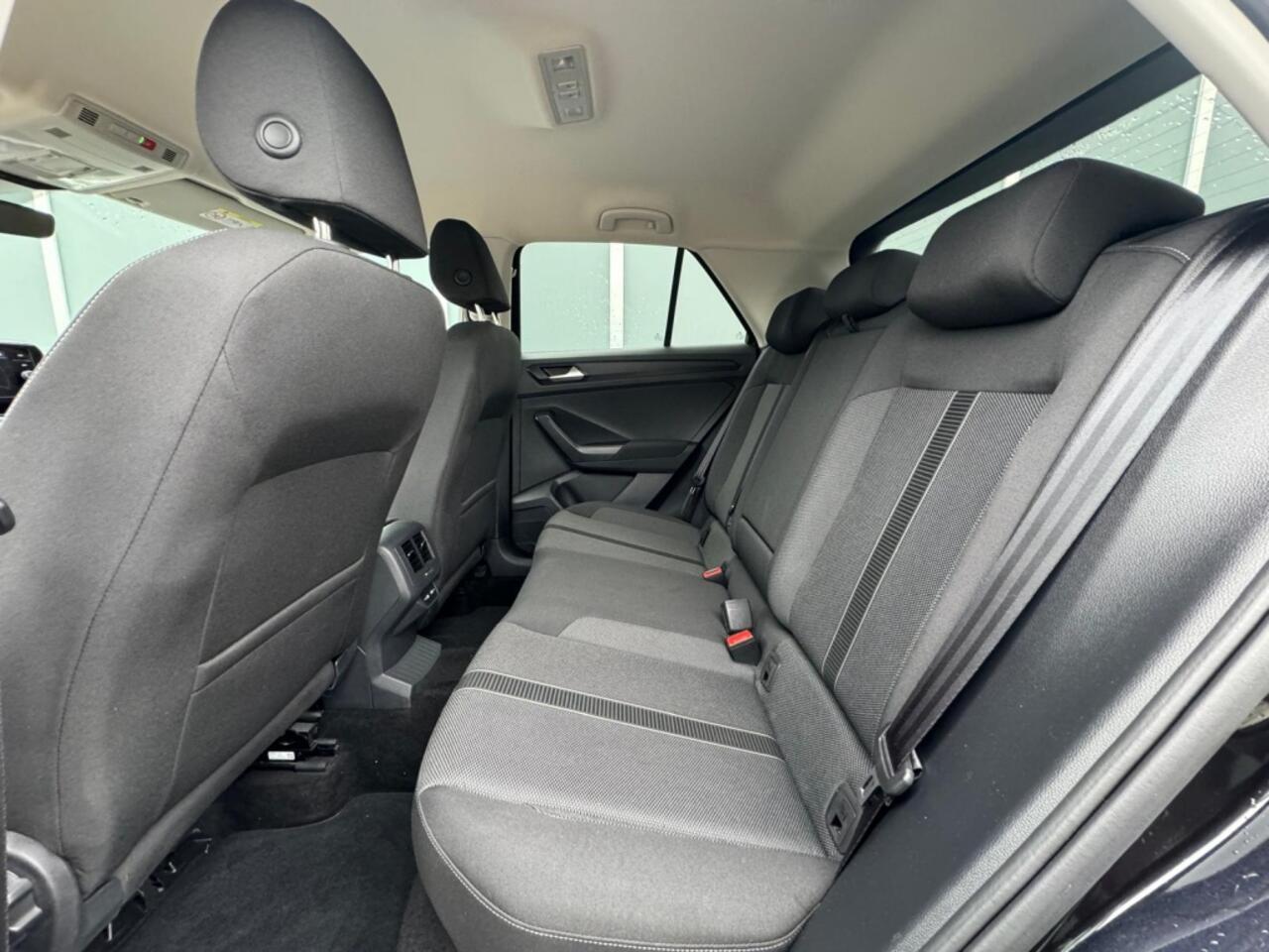 Volkswagen T-Roc 1.0 TSI 110pk Life Business | ACC | Navi | Climate