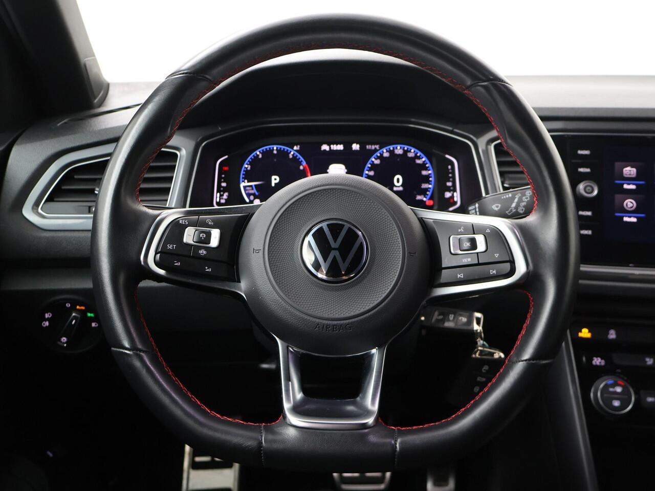 Volkswagen T-Roc 1.5 TSI Sport Business R | 150 PK | Automaat | Multifunctioneel stuurwiel | Cruisecontrol | Achteruitrij camera |