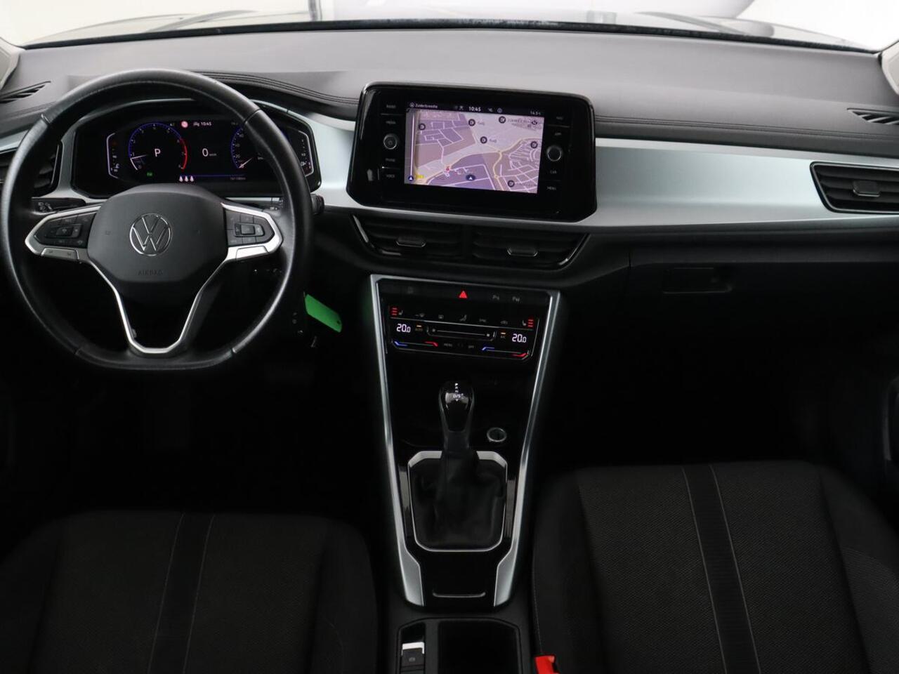 Volkswagen T-Roc 1.5 TSI Life Business | Stoelverwarming | Camera | Virtual Cockpit | Carplay | Full LED | Adaptive cruise | Navigatie | Park Assist | Climate control | DAB | Bluetooth