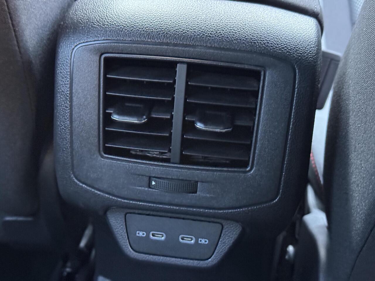 Volkswagen T-Roc 1.5 TSI Sport,19Inc,Cam,Cruise,Carpl,Led,Virtual