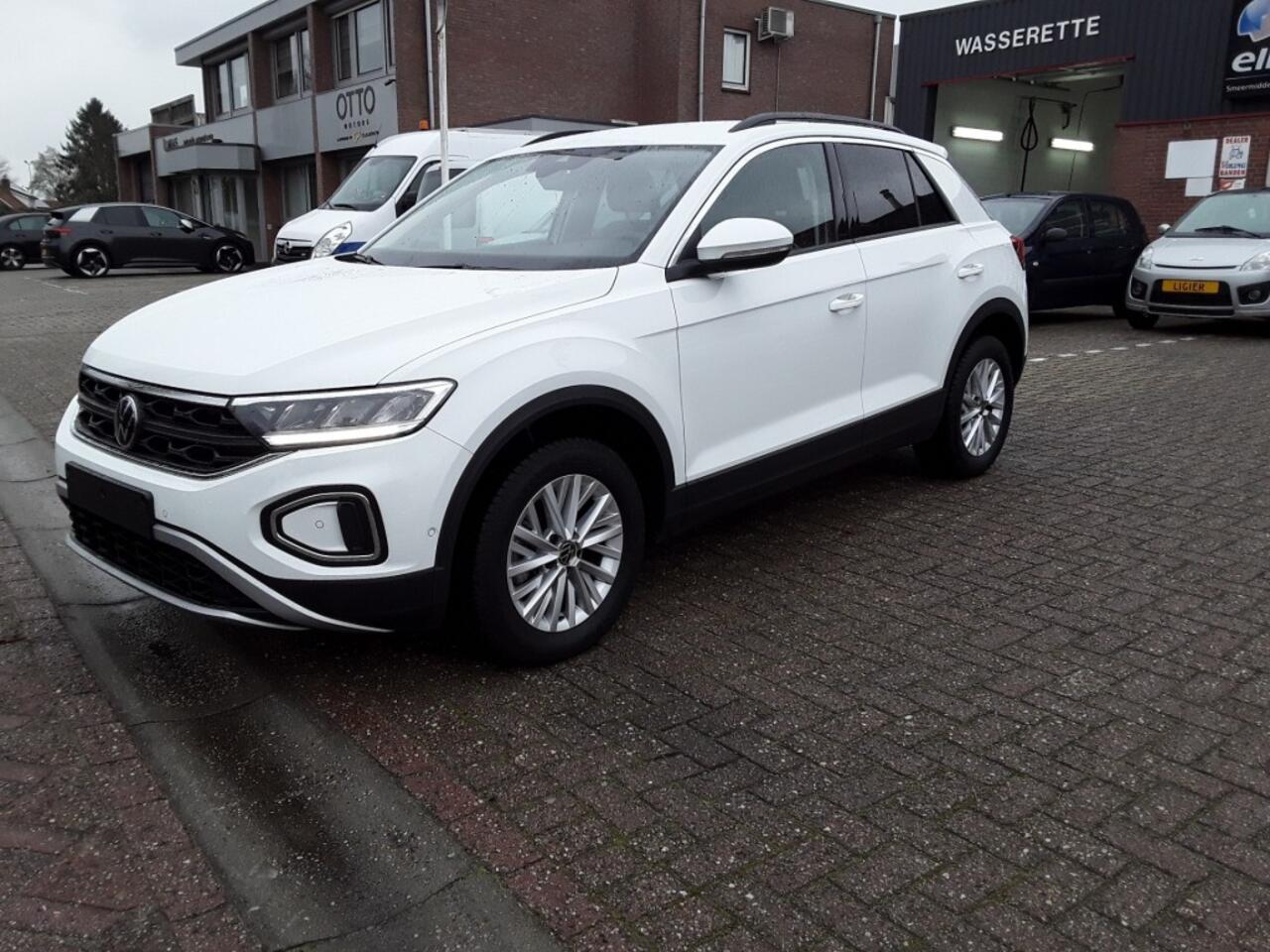 Volkswagen T-Roc 1.O TSI LIFE / NAVI / VIRTUEL COCKPIT / NW. MODEL