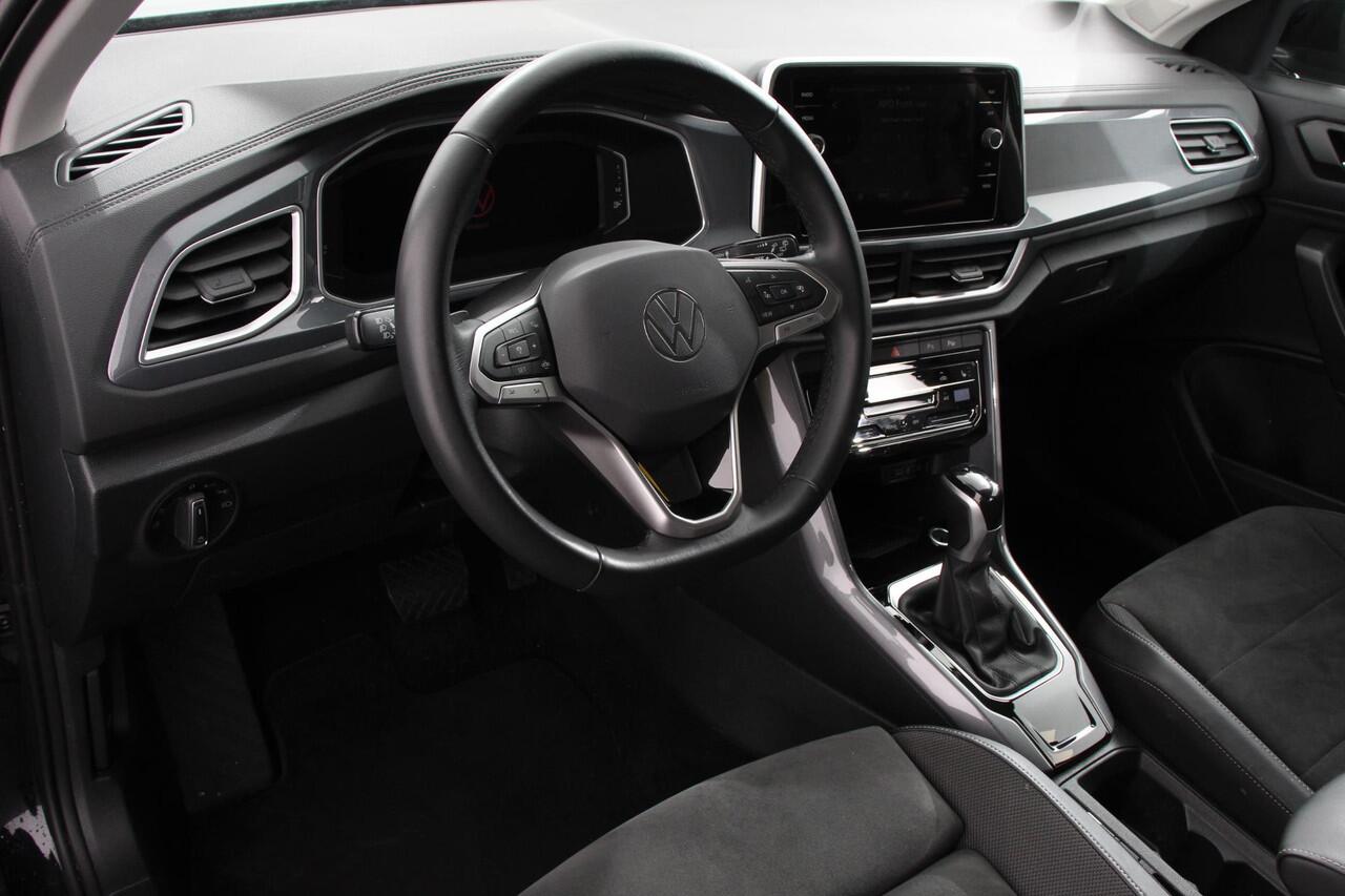 Volkswagen T-Roc 1.5 TSI 150pk DSG Style Consignatie auto Navigatie Climate Control Parkeer sensoren Adaptive Cruise Control Led Dab