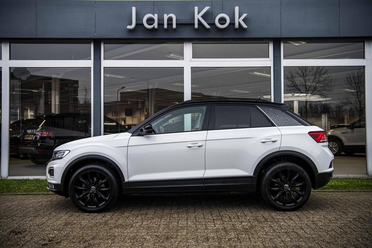 Volkswagen T-Roc 1.5 TSi 150 pk Sport + | Black Style | Full LED | Navigatie