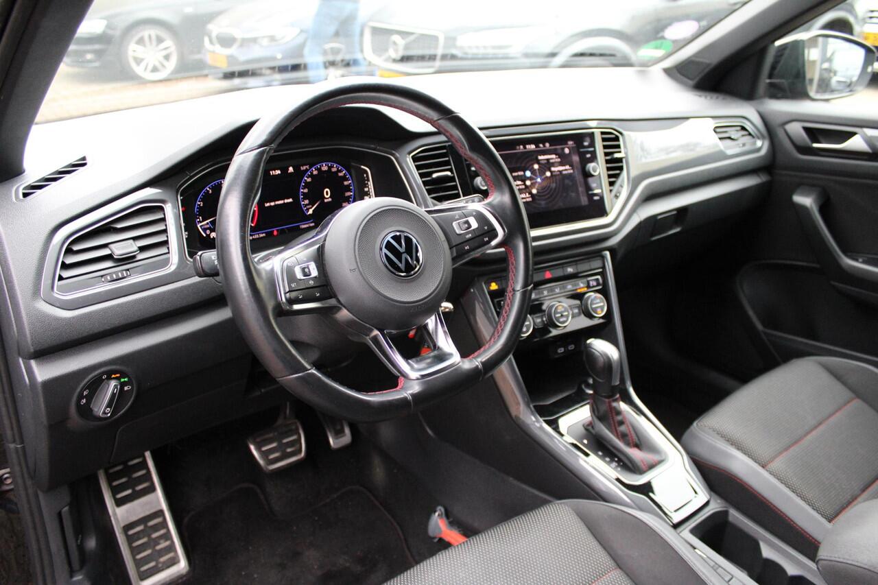 Volkswagen T-Roc 1.5 TSI DSG 2x R-line - LED - Trekhaak