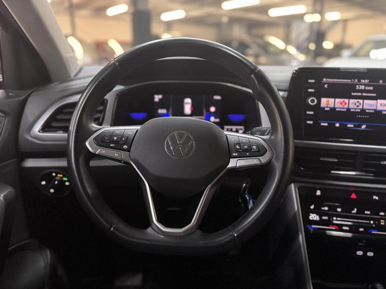 Volkswagen T-Roc 1.0 TSI Life Navi Climat Adap Cruise Stoelverwarming Didi Dash Parking pack Dealeronderhouden