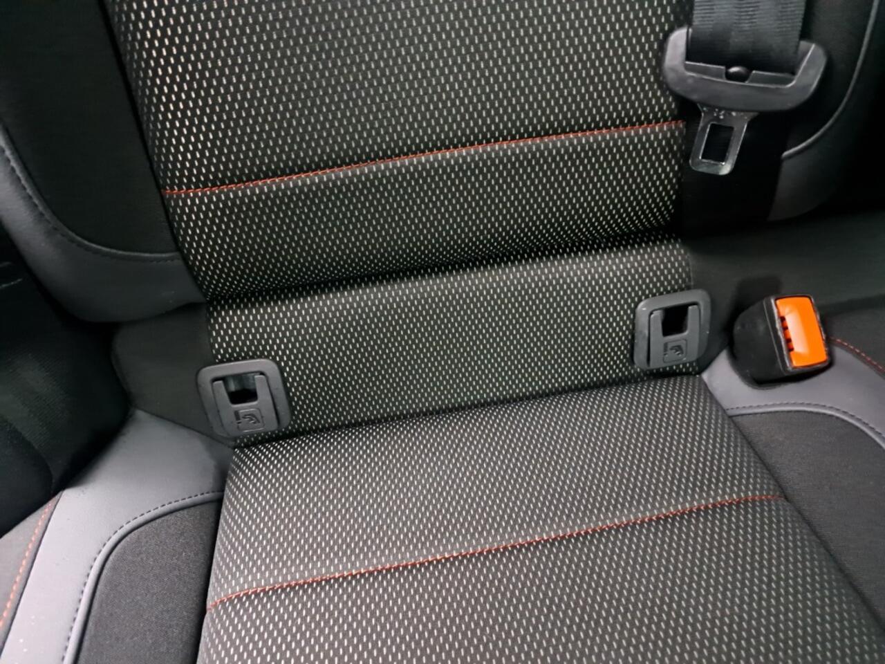 Volkswagen T-Roc 1.5 TSI 150 Pk Sport Business Dsg-7, Camera, Ecc Black Style