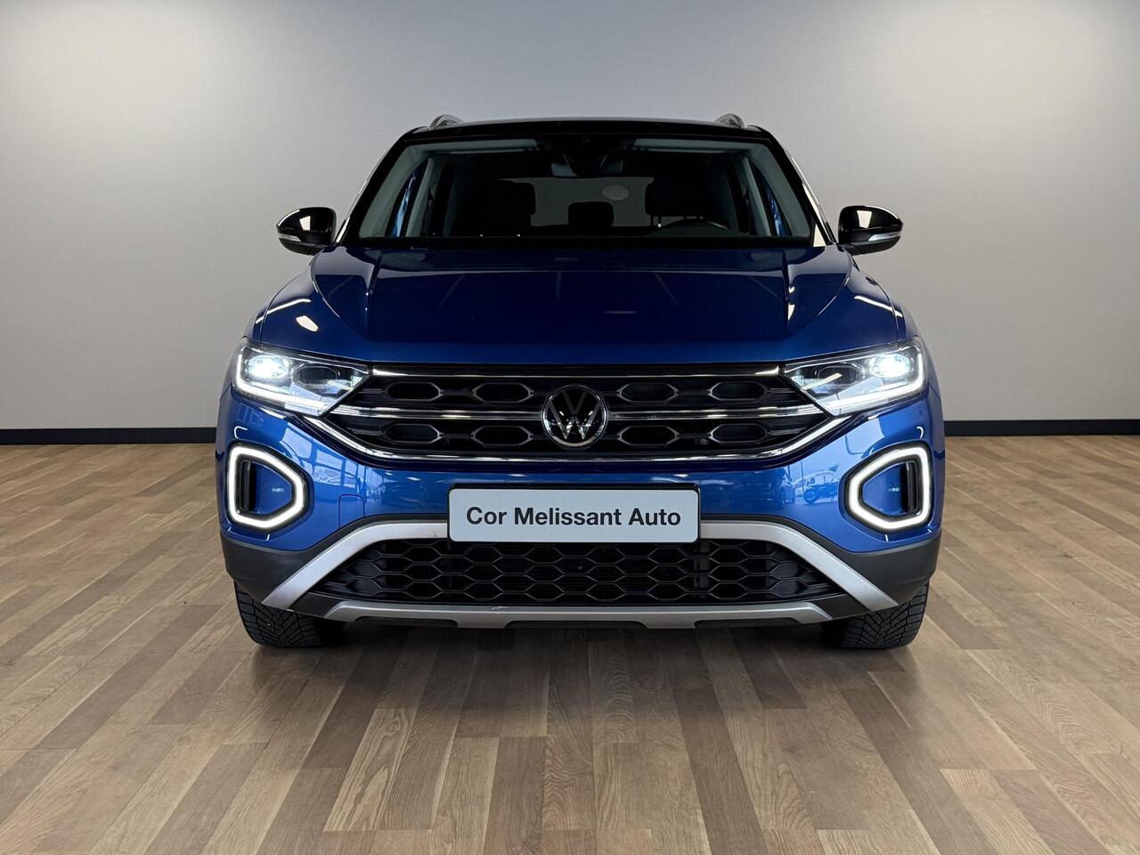Volkswagen T-Roc 1.5 TSI Style MASSAGESTOEL/TREKHAAK/KEYLESS/CAMERA//CARPLAY