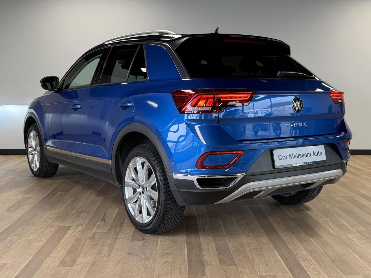 Volkswagen T-Roc 1.5 TSI Style MASSAGESTOEL/TREKHAAK/KEYLESS/CAMERA//CARPLAY