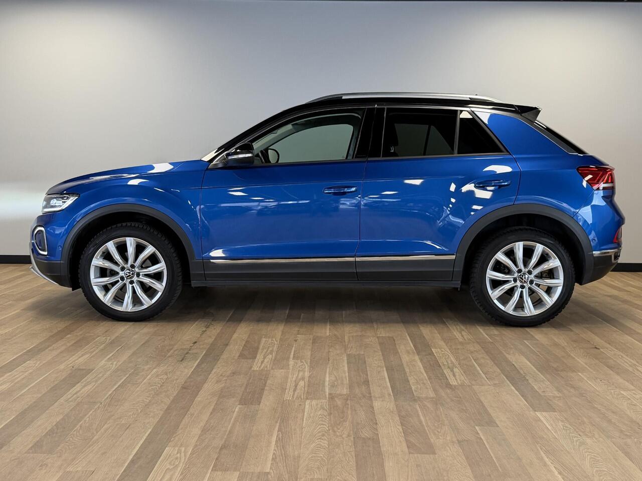 Volkswagen T-Roc 1.5 TSI Style MASSAGESTOEL/TREKHAAK/KEYLESS/CAMERA//CARPLAY