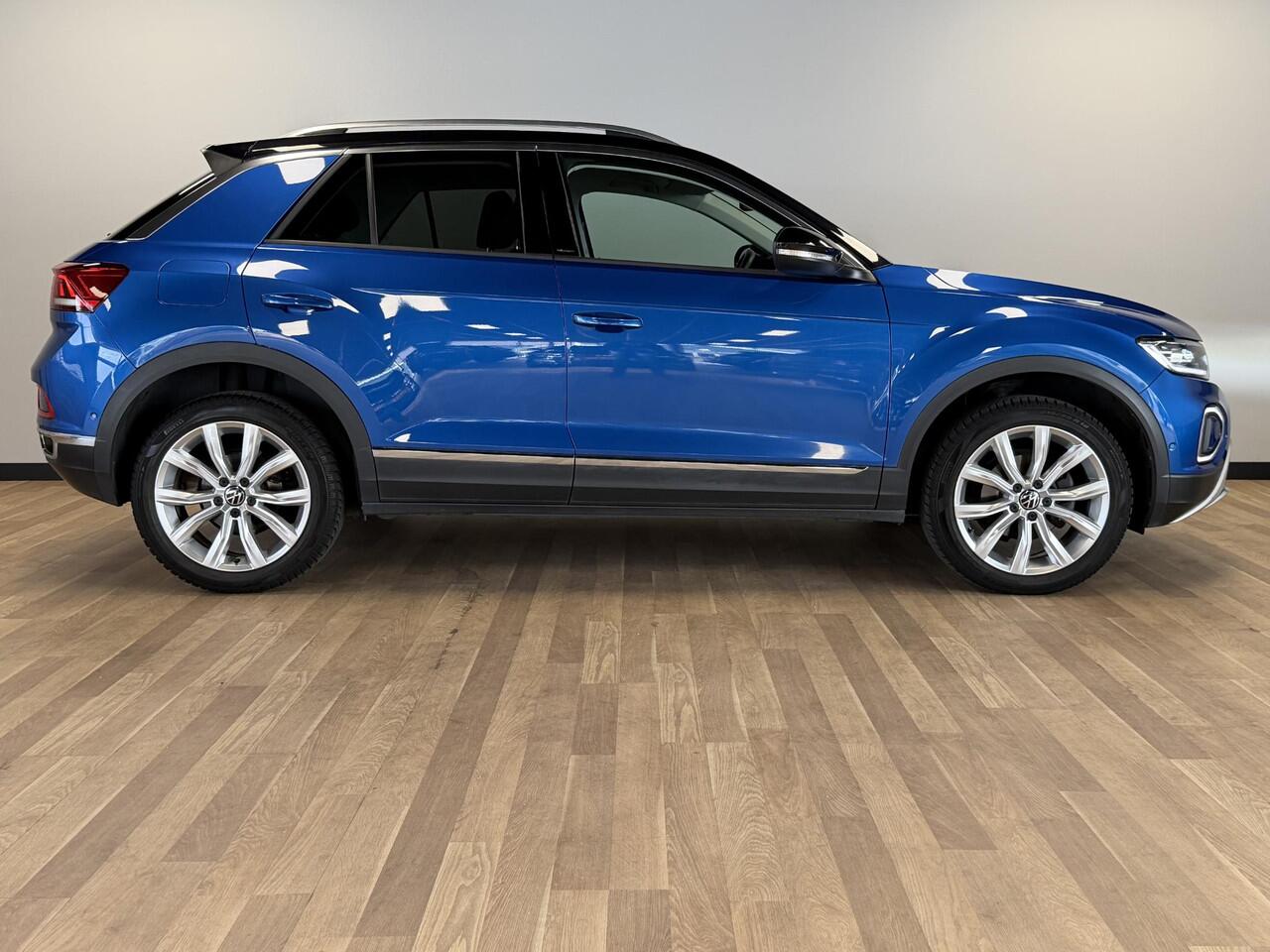 Volkswagen T-Roc 1.5 TSI Style MASSAGESTOEL/TREKHAAK/KEYLESS/CAMERA//CARPLAY