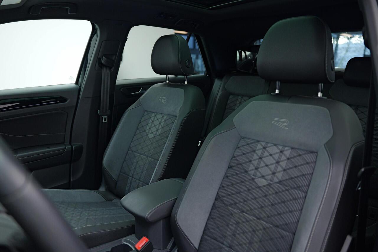 Volkswagen T-Roc 1.5 TSI R-Line Pano|Camera|Carplay|