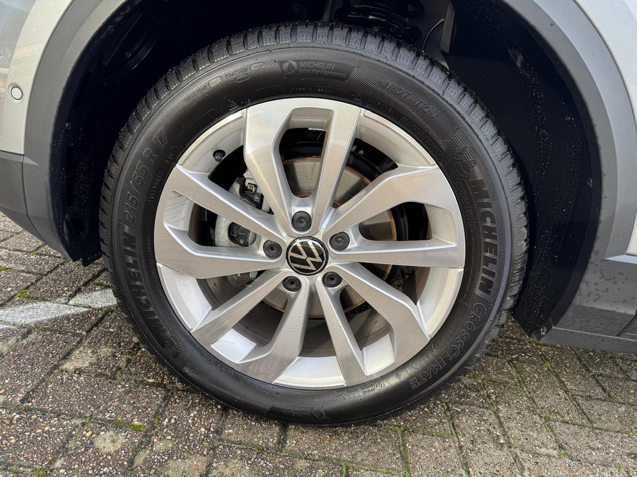 Volkswagen T-Roc 1.5 TSI Style | DSG | Matrix LED | Navi | Camera | App Carplay | 1e eig.