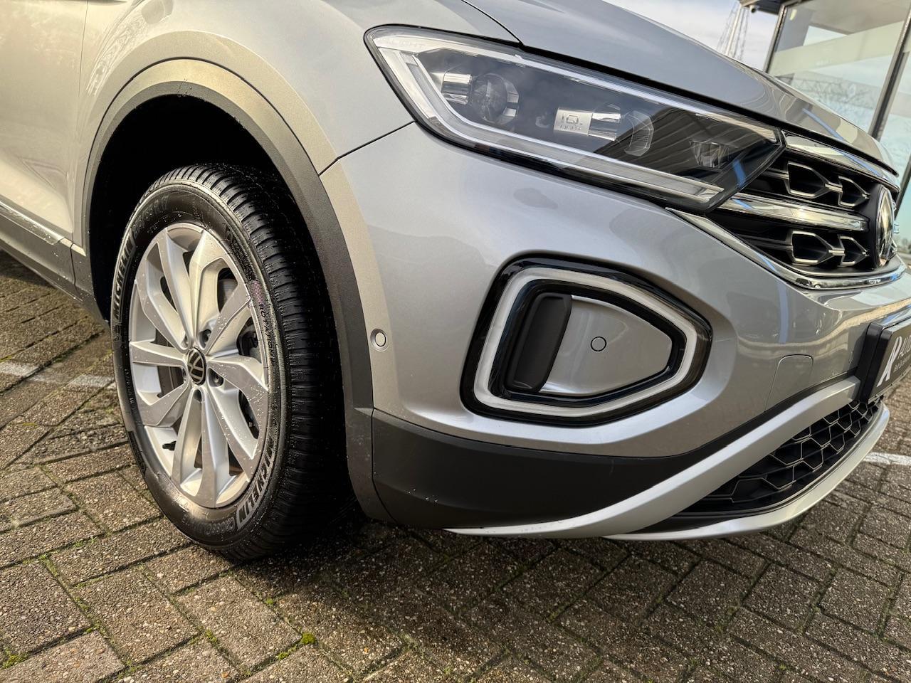 Volkswagen T-Roc 1.5 TSI Style | DSG | Matrix LED | Navi | Camera | App Carplay | 1e eig.