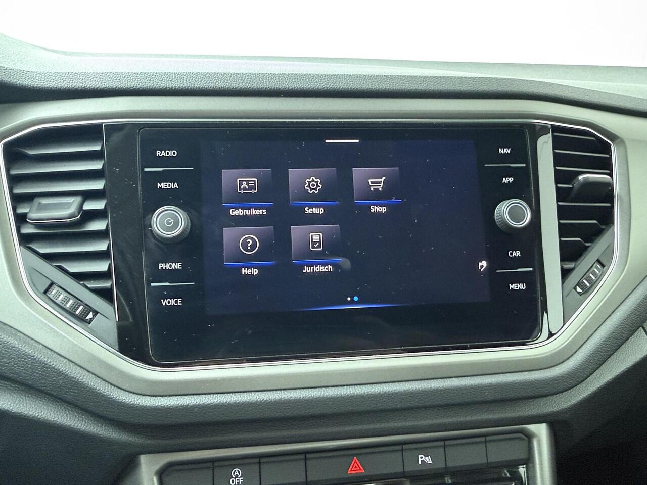 Volkswagen T-Roc 1.5 TSI Style | 150 PK | Automaat | Trekhaak | Adaptive cruise control |