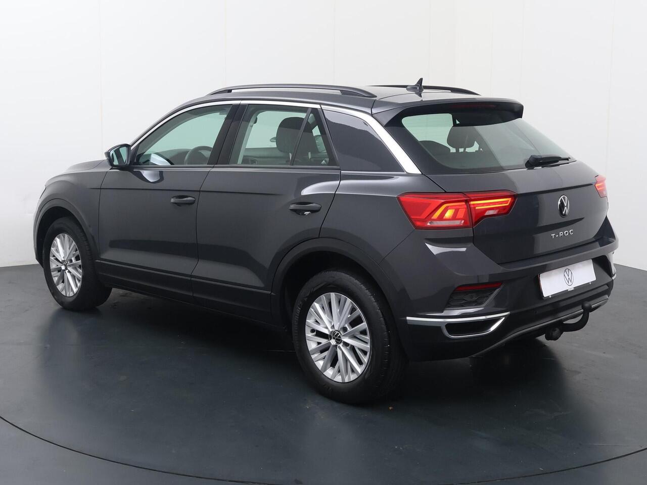 Volkswagen T-Roc 1.5 TSI Style | 150 PK | Automaat | Trekhaak | Adaptive cruise control |