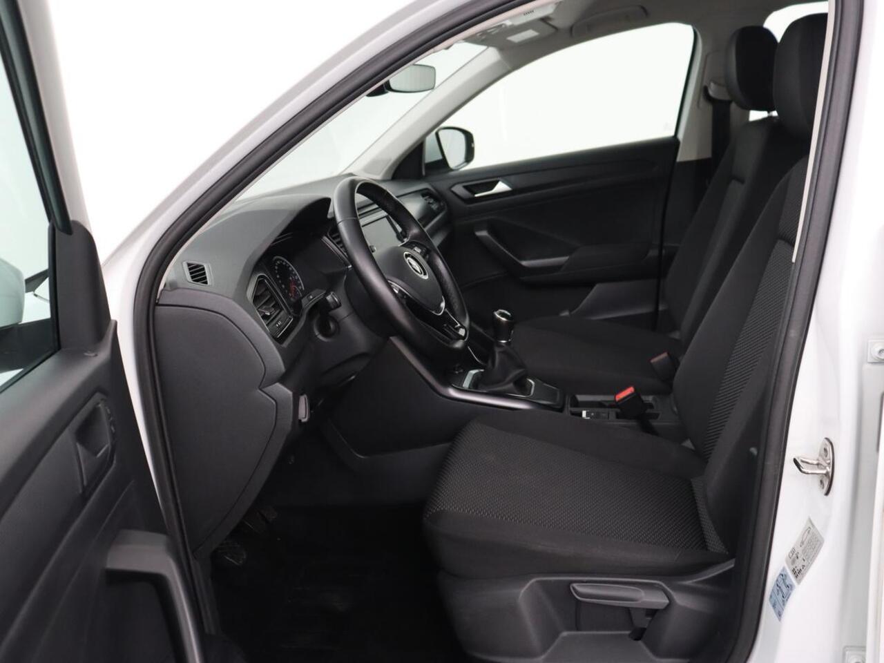 Volkswagen T-Roc 1.0 TSI | Adaptive cruise | Carplay | Airco | DAB | Bluetooth