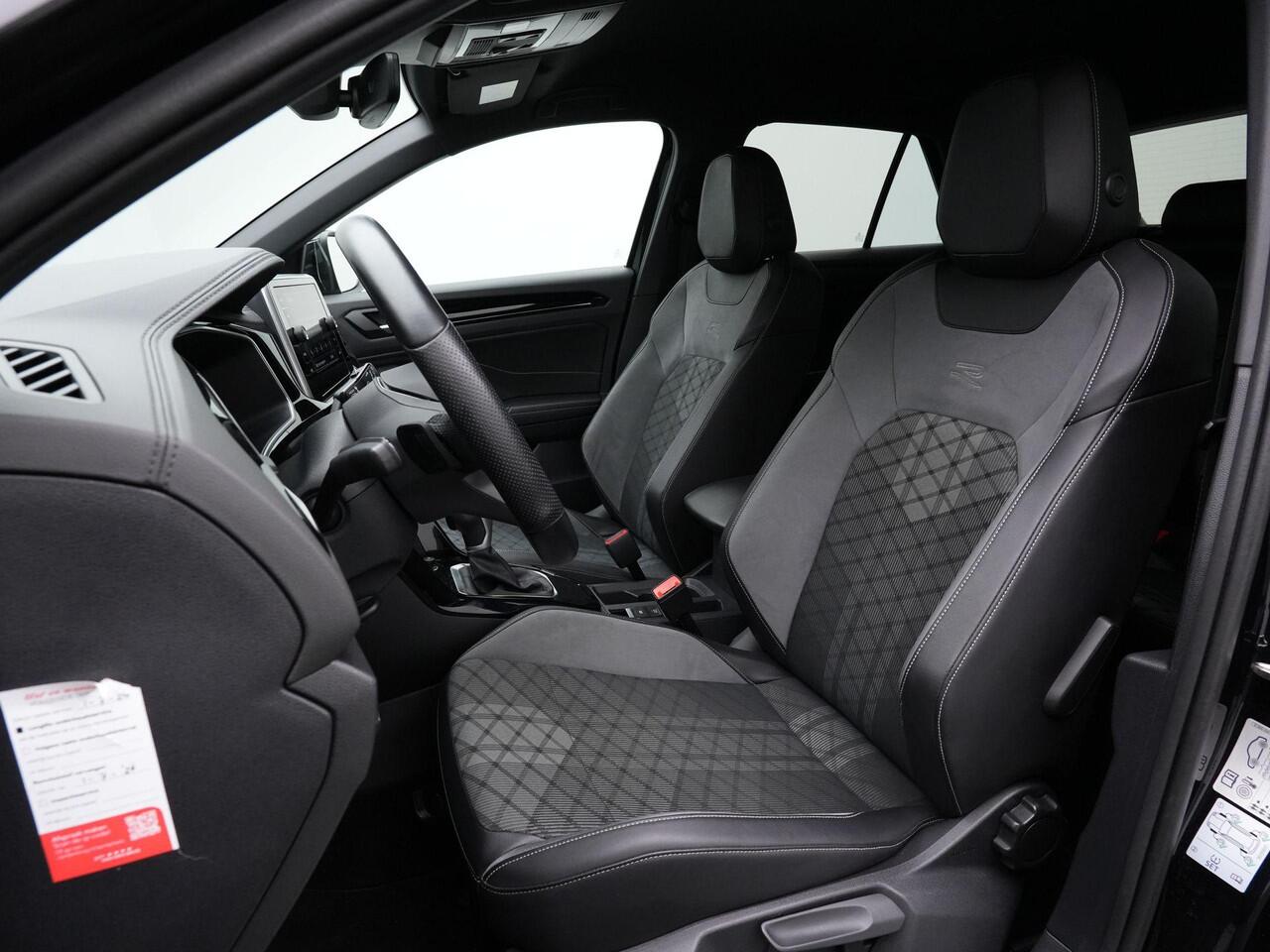 Volkswagen T-Roc 1.5 TSI 150 pk DSG R-Line | Achteruitrijcamera | Stoelverwarming | Navigatie | Adaptive Cruise