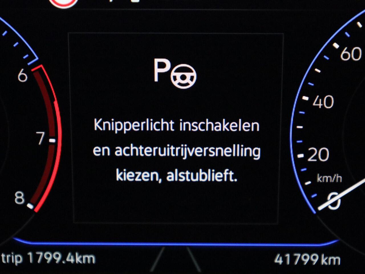 Volkswagen T-Roc 1.0TSI/110PK Style · Panoramadak · Stoelverwarming · Apple/Android Car Play · Garantie t/m 03-11-2027 of 100000km.