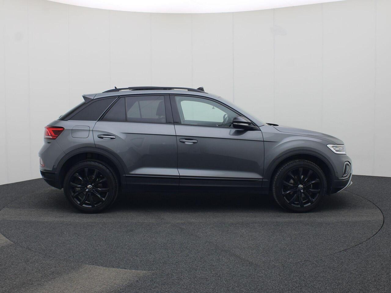 Volkswagen T-Roc 1.0TSI/110PK Style · Panoramadak · Stoelverwarming · Apple/Android Car Play · Garantie t/m 03-11-2027 of 100000km.