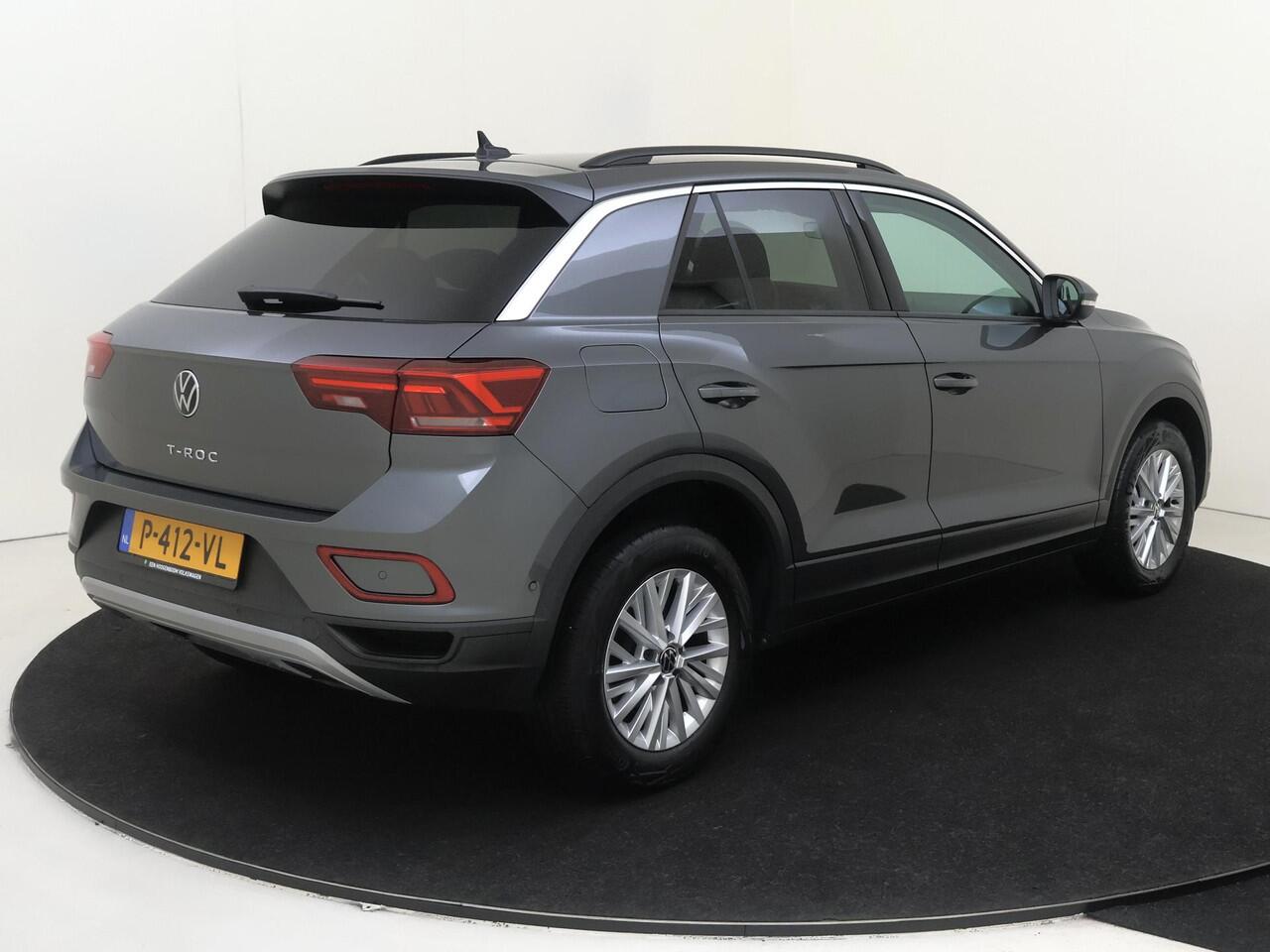 Volkswagen T-Roc 1.0 TSI Life Business | Achteruitrijcamera | Adaptieve cruise control | Dodehoek detectie | CarPlay | Navigatie | Digital cockpit pro |