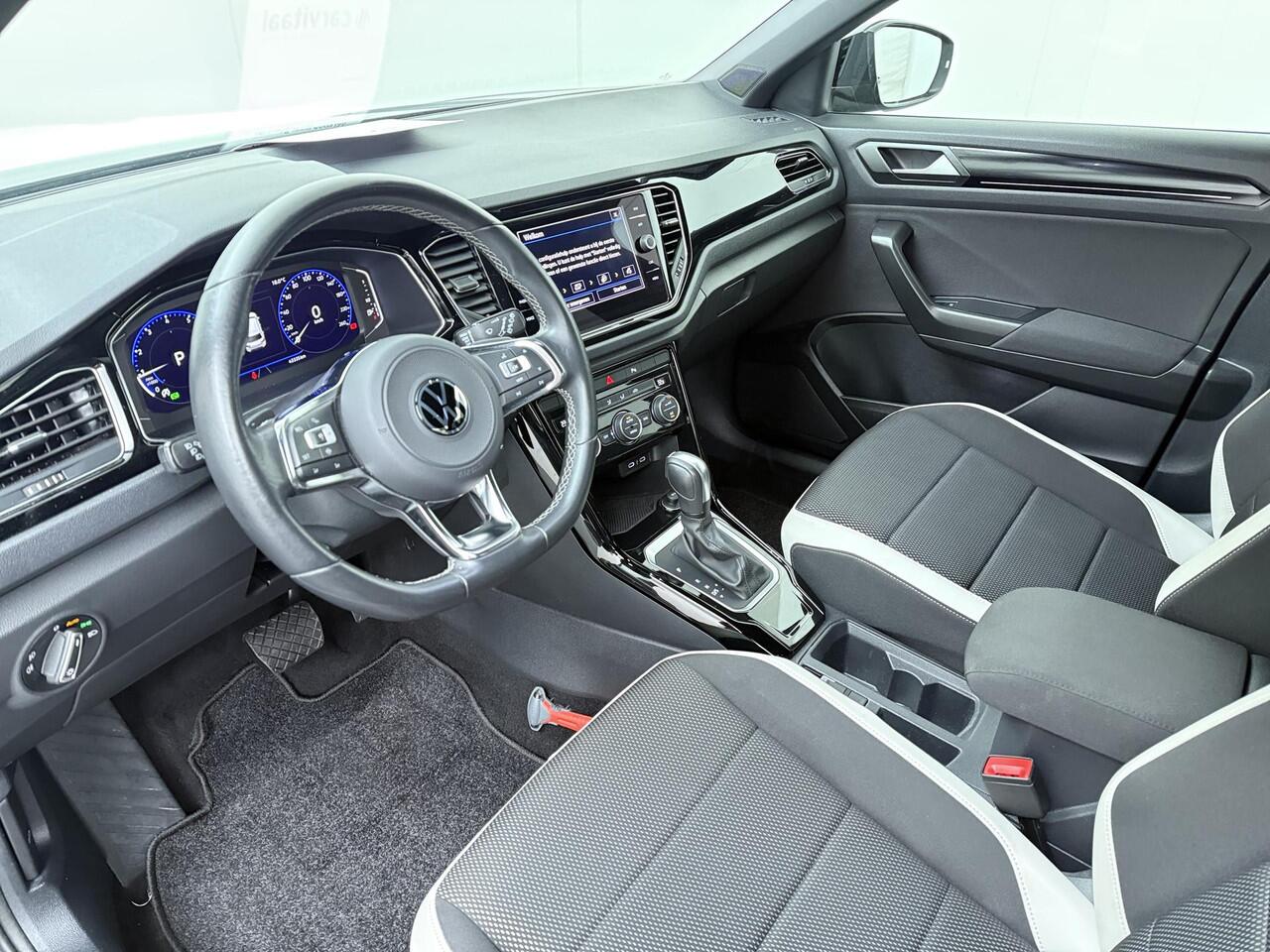 Volkswagen T-Roc 1.5 TSI Sport | 150 PK | Automaat | Adaptive cruise control | Climate control |