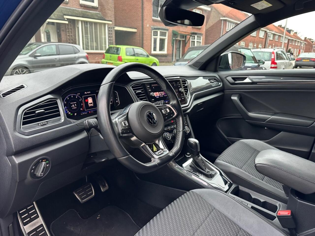 Volkswagen T-Roc 1.5 TSI R-LINE
