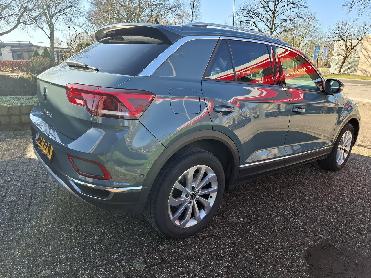 Volkswagen T-Roc 1.5 Style Automaat, Climatronic, Digitaal Ins