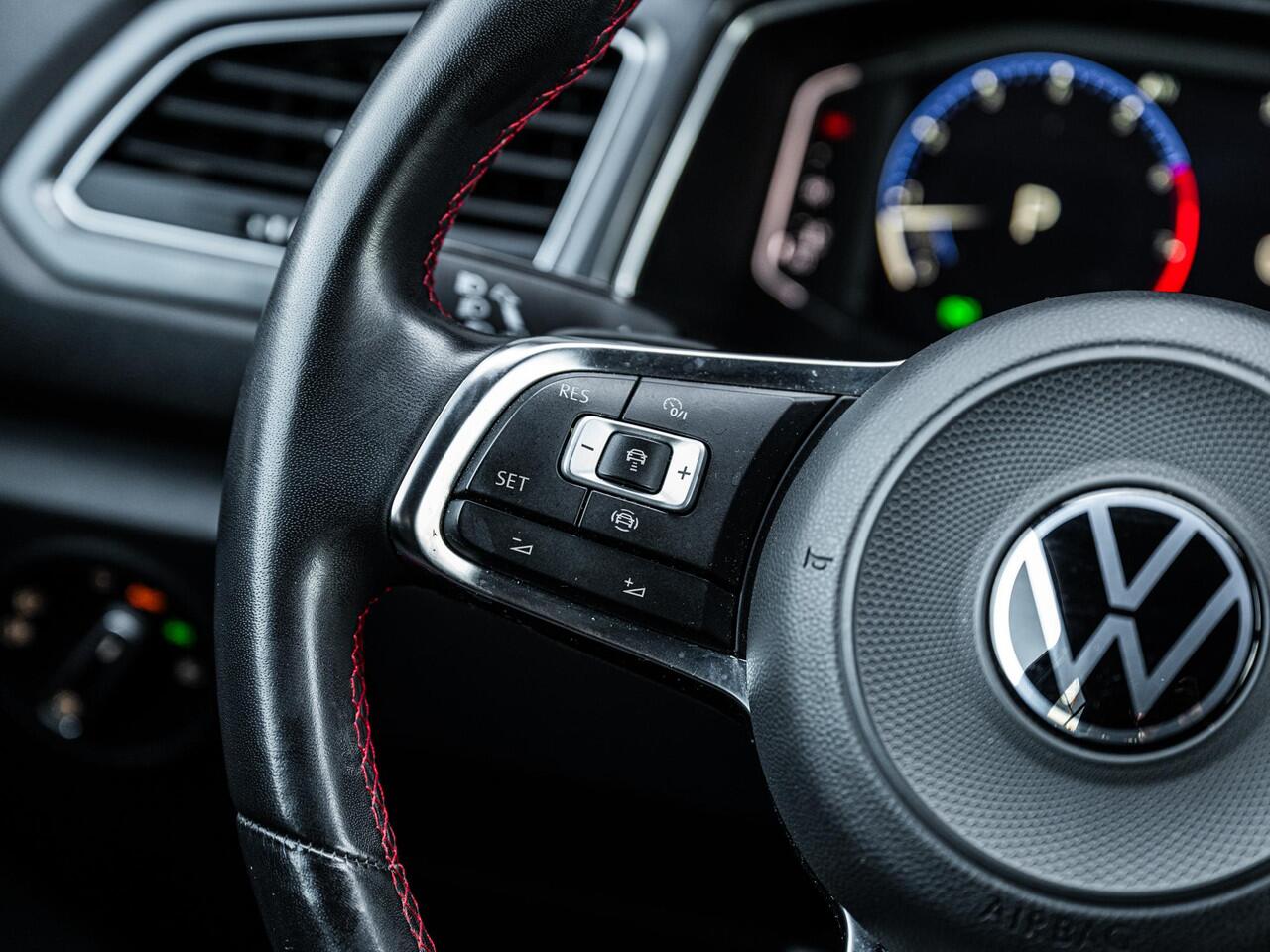 Volkswagen T-Roc 1.5 TSi 150 pk DSG-7 Sport+ | Elektr. Achterklep | Camera | Parkeersensoren