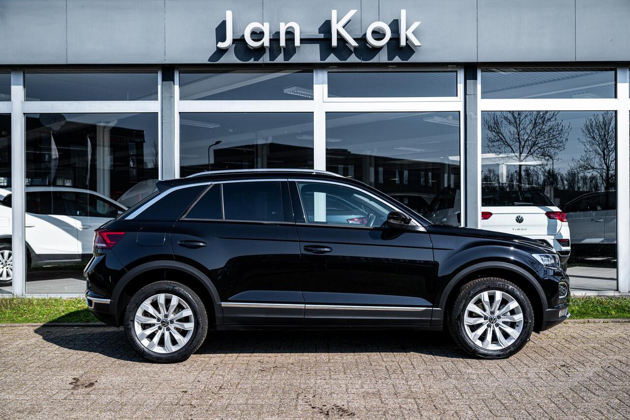 Volkswagen T-Roc 1.5 TSi 150 pk DSG-7 Sport+ | Elektr. Achterklep | Camera | Parkeersensoren