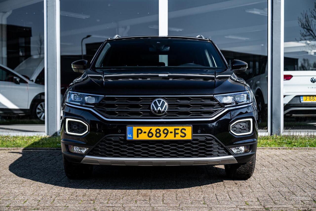 Volkswagen T-Roc 1.5 TSi 150 pk DSG-7 Sport+ | Elektr. Achterklep | Camera | Parkeersensoren