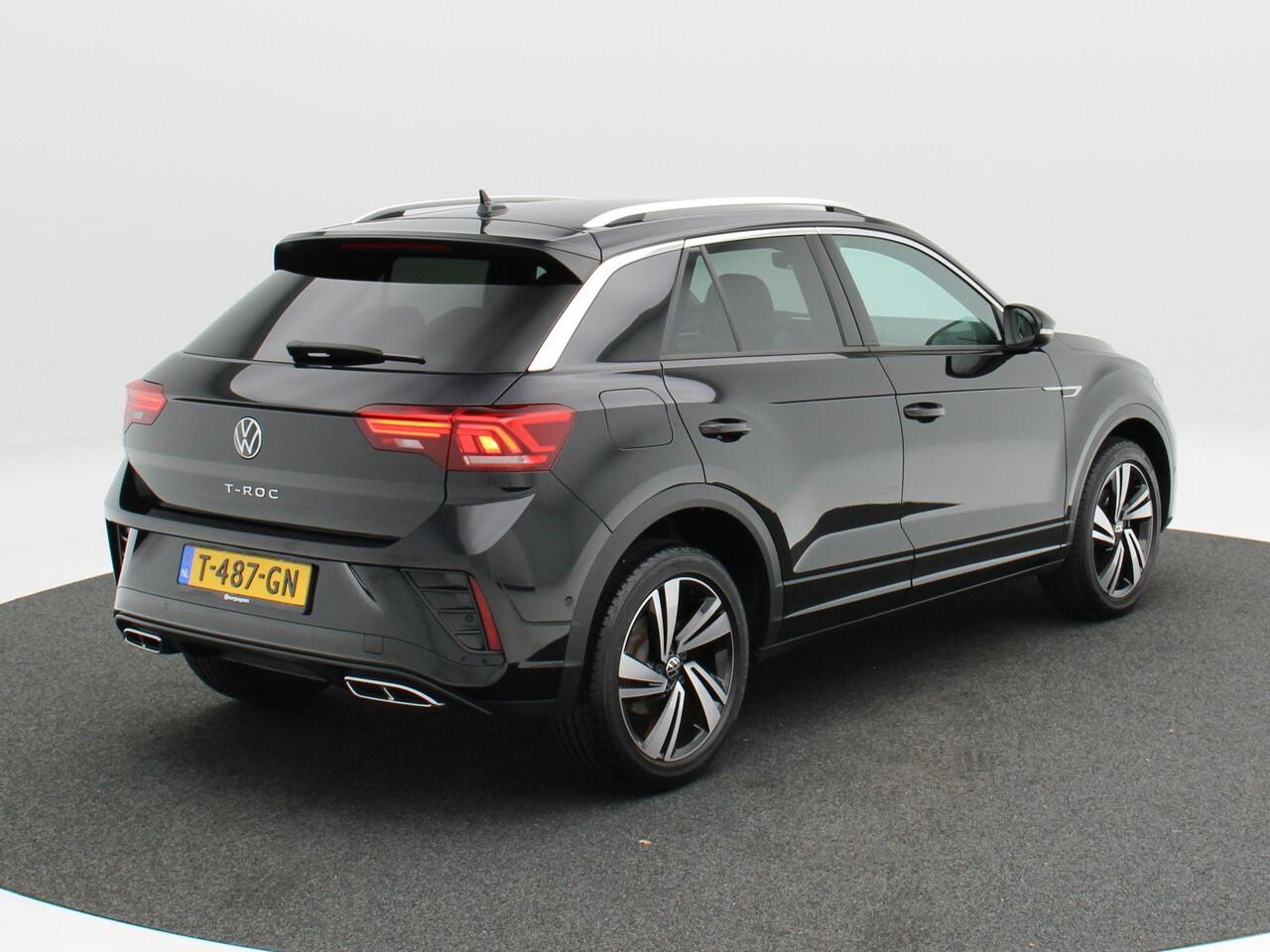 Volkswagen T-Roc 1.5 TSi R-Line Business+ 150 Pk Automaat | Stoel/Stuur verwarming | Adaptive Cruise | Navigatie | CarPlay | Camera | 18 Inch | 13.144Km !!