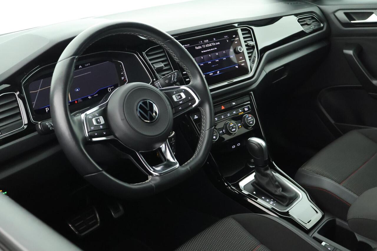 Volkswagen T-Roc 1.5 TSI 150pk DSG Sport Black Style Trekhaak Led Stoelverwarming Virtual Cockpit Navigatie