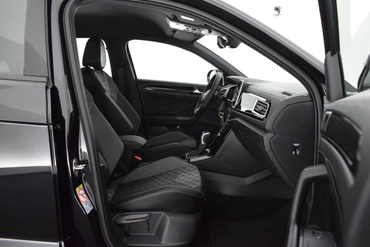 Volkswagen T-Roc 1.5 TSI 150pk DSG R-Line Business Camera Stoelverwarming Virtual Cockpit Navigatie