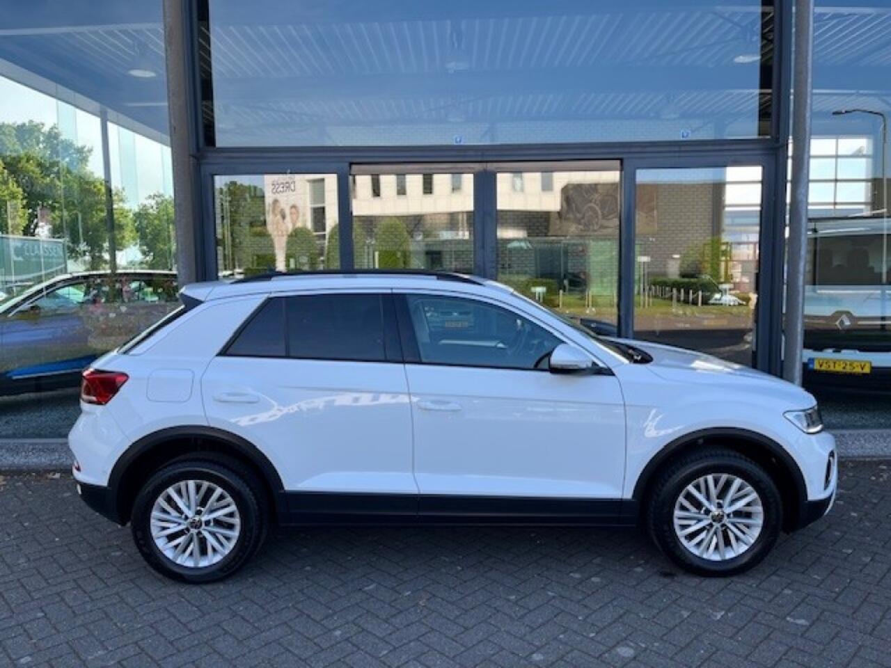 Volkswagen T-Roc 1.0TS Life Carplay Navi Clima