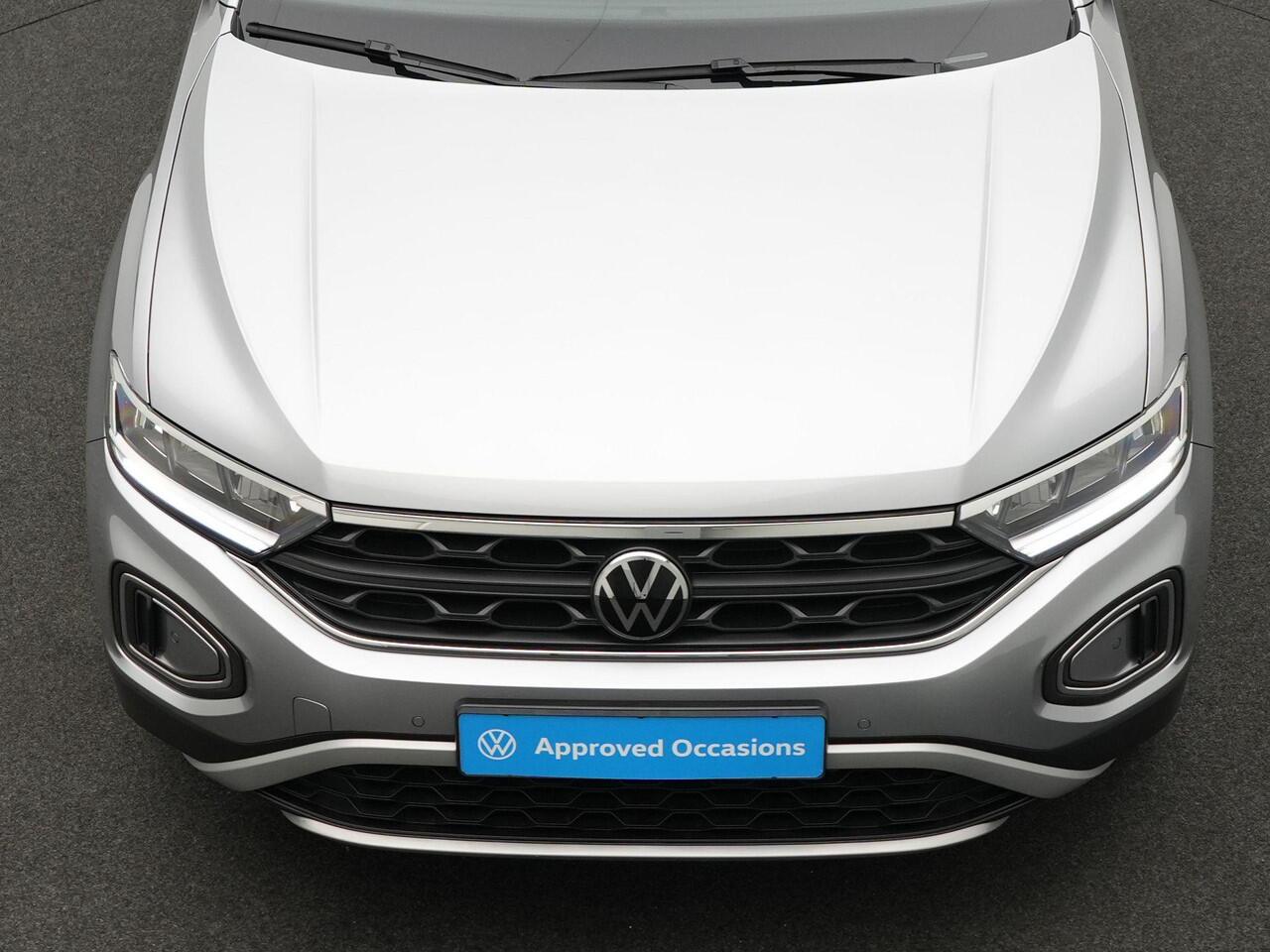 Volkswagen T-Roc 1.0 TSI 110 pk Life Business | LED | Achteruitrijcamera | Park Assist | Climatronic 2-zone | Adaptive Cruise Control | 18 inch