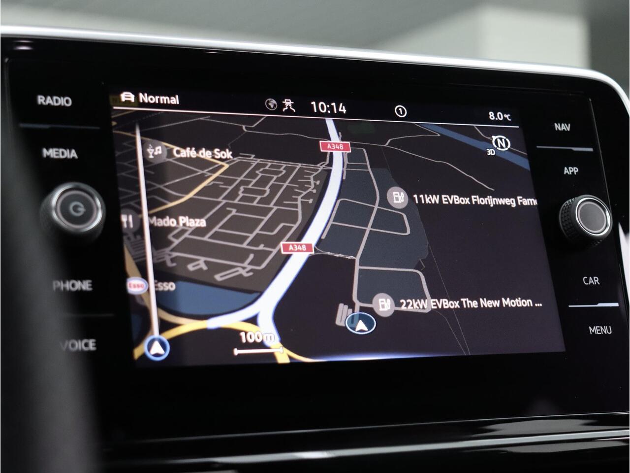 Volkswagen T-Roc 1.0 TSI R-Line Business | Apple Carplay | Stoelmassage | PDC |