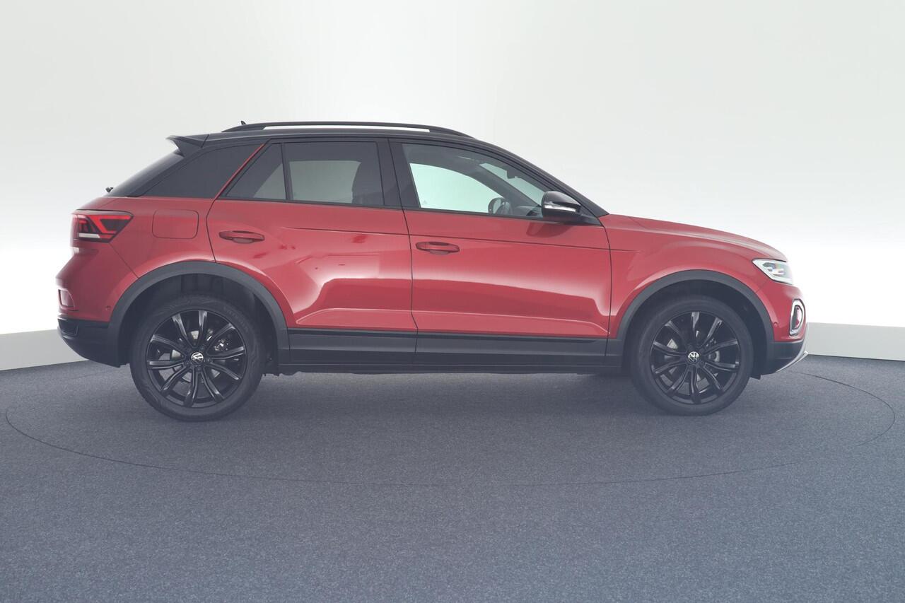 Volkswagen T-Roc 1.5 TSI 150pk DSG Style Navigatie Black Style Adaptive Cruise PDC