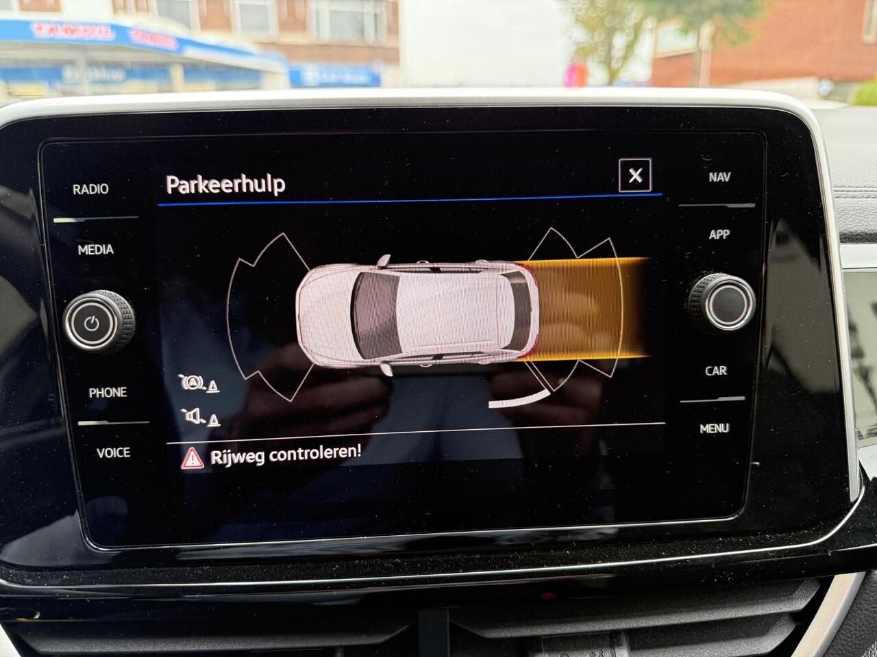 Volkswagen T-Roc 1.5 TSI R-Line Automaat