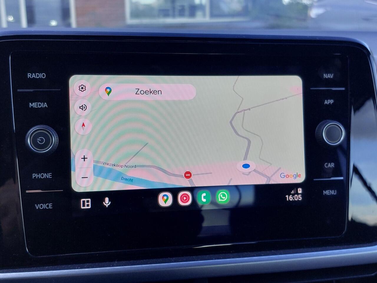 Volkswagen T-Roc 1.0 TSI Life AIRCO | NAVI | NL-auto | rijklaarprijs!!