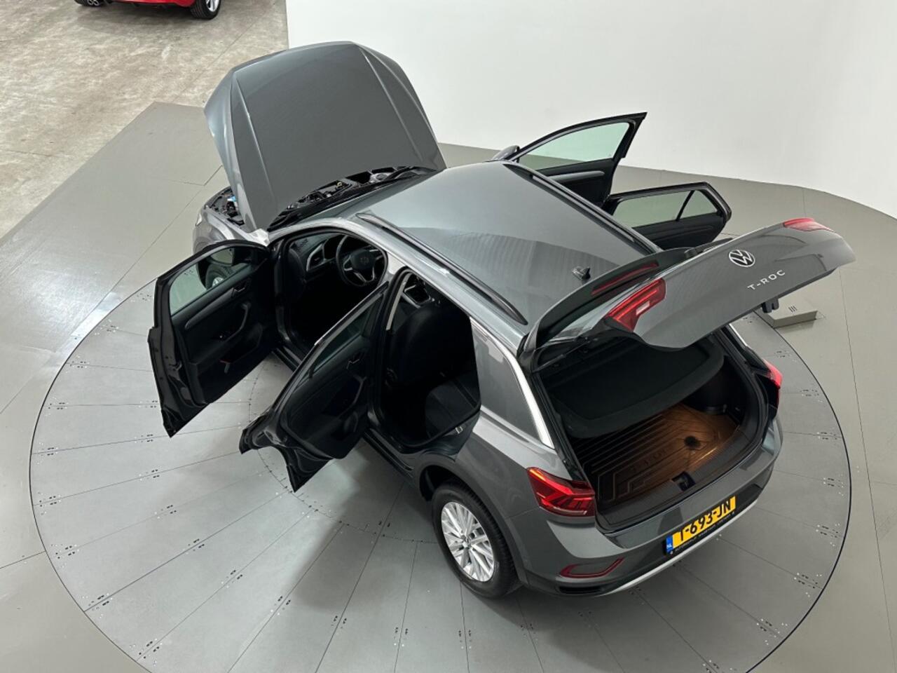 Volkswagen T-Roc 1.0 TSI LIFE BNS CLIMATE CONTROL NAVI STOELVERW.