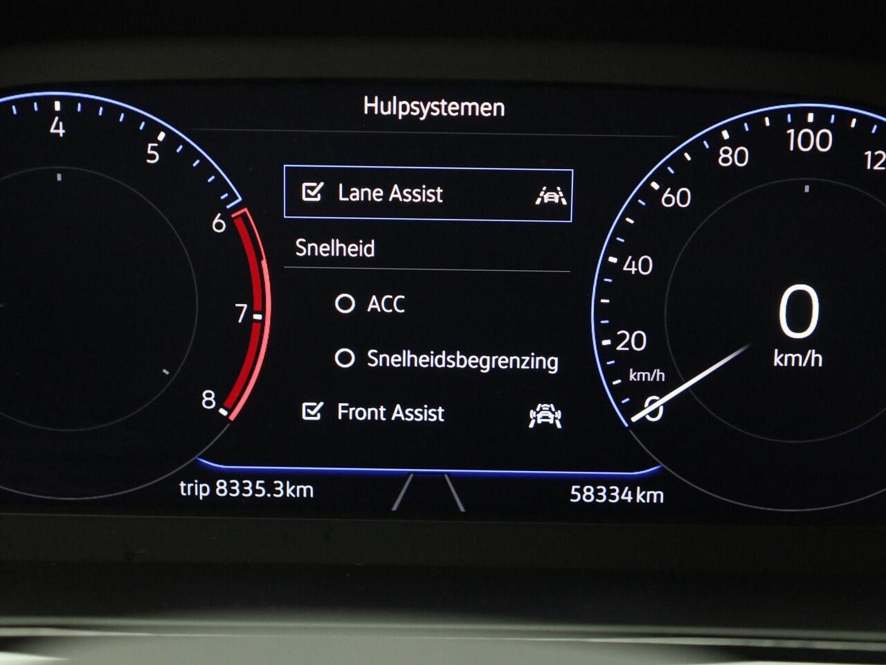 Volkswagen T-Roc 1.0TSI/110PK Life · Apple/Android Car Play · Parkeersensoren · LED · Garantie tot 01-01-2027 of 100.000km