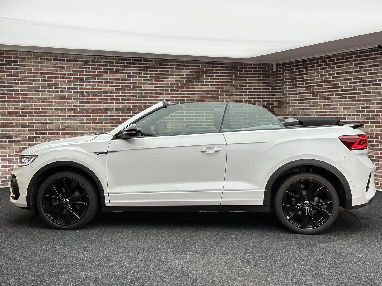 Volkswagen T-Roc Cabrio 1.5 TSI R-Line | Beats by Dre| IQ Light| Keyless|