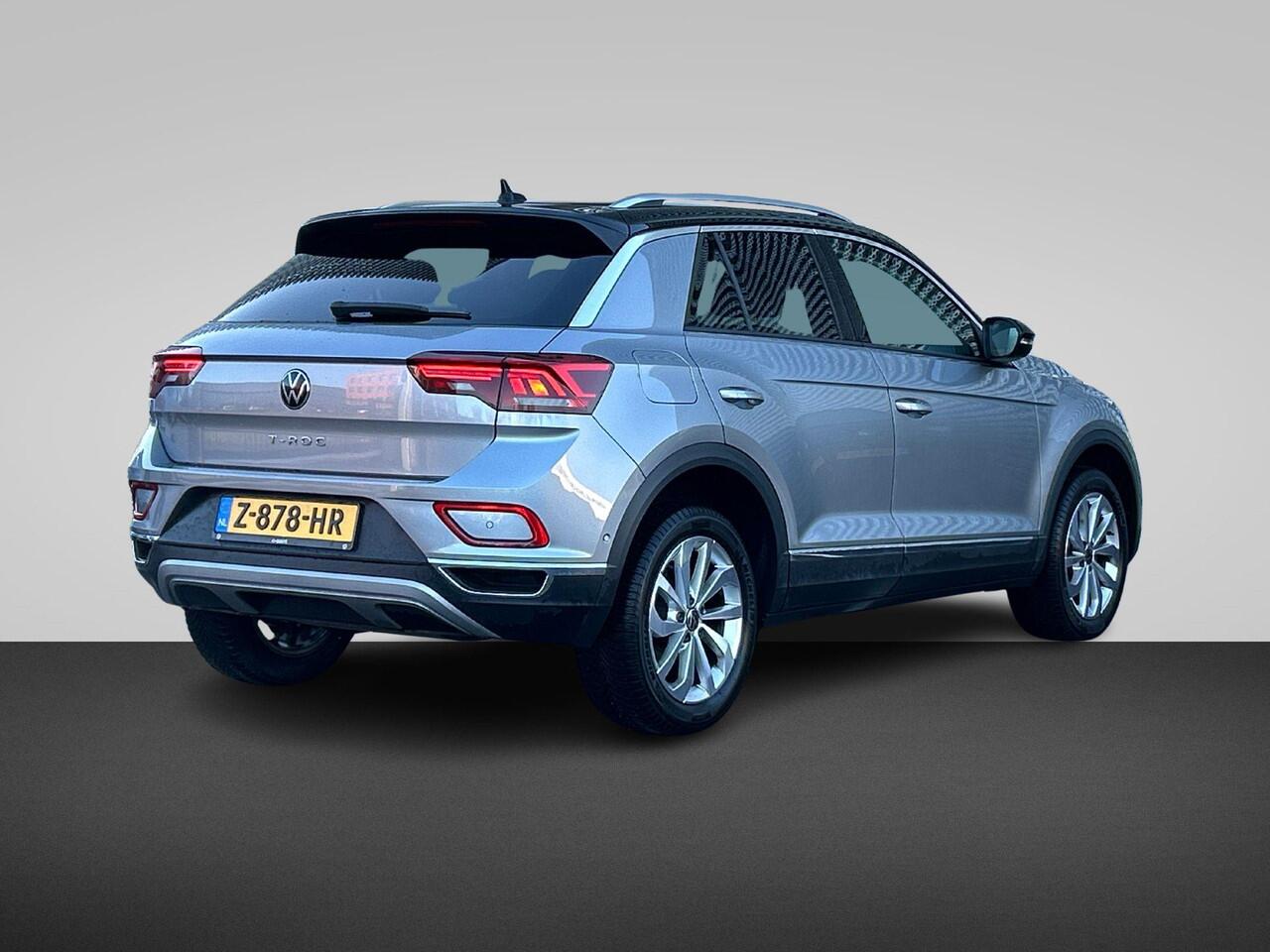 Volkswagen T-Roc 1.0 TSI Life Business Navigatie | Parkeersensoren V+A | Climatronic | Apple Carplay of Android Auto | Virtual Cockpit | Privacy Glass