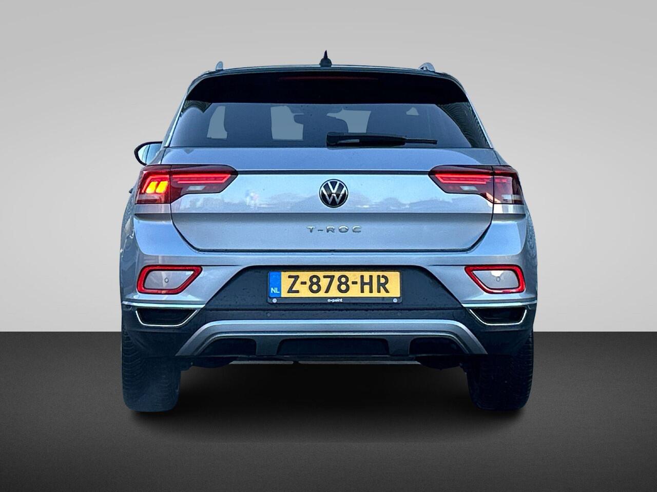Volkswagen T-Roc 1.0 TSI Life Business Navigatie | Parkeersensoren V+A | Climatronic | Apple Carplay of Android Auto | Virtual Cockpit | Privacy Glass