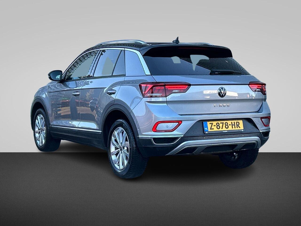 Volkswagen T-Roc 1.0 TSI Life Business Navigatie | Parkeersensoren V+A | Climatronic | Apple Carplay of Android Auto | Virtual Cockpit | Privacy Glass
