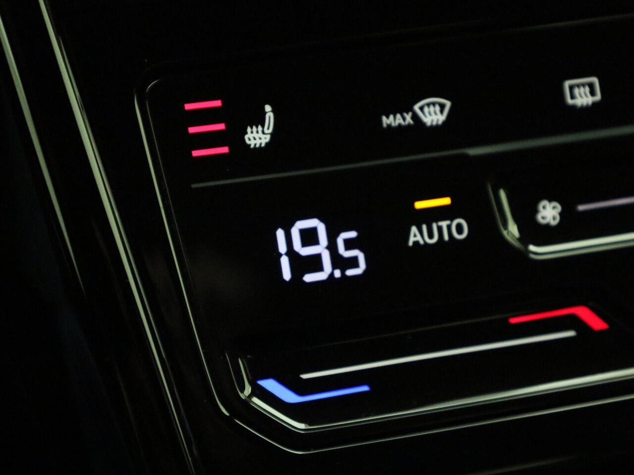 Volkswagen T-Roc 1.5TSI/150pk DSG R-Line Business · Camera · Apple/Android Car Play· Stoelverwarming · Navigatie · Garantie t/m 07-01-2027 of 100000km