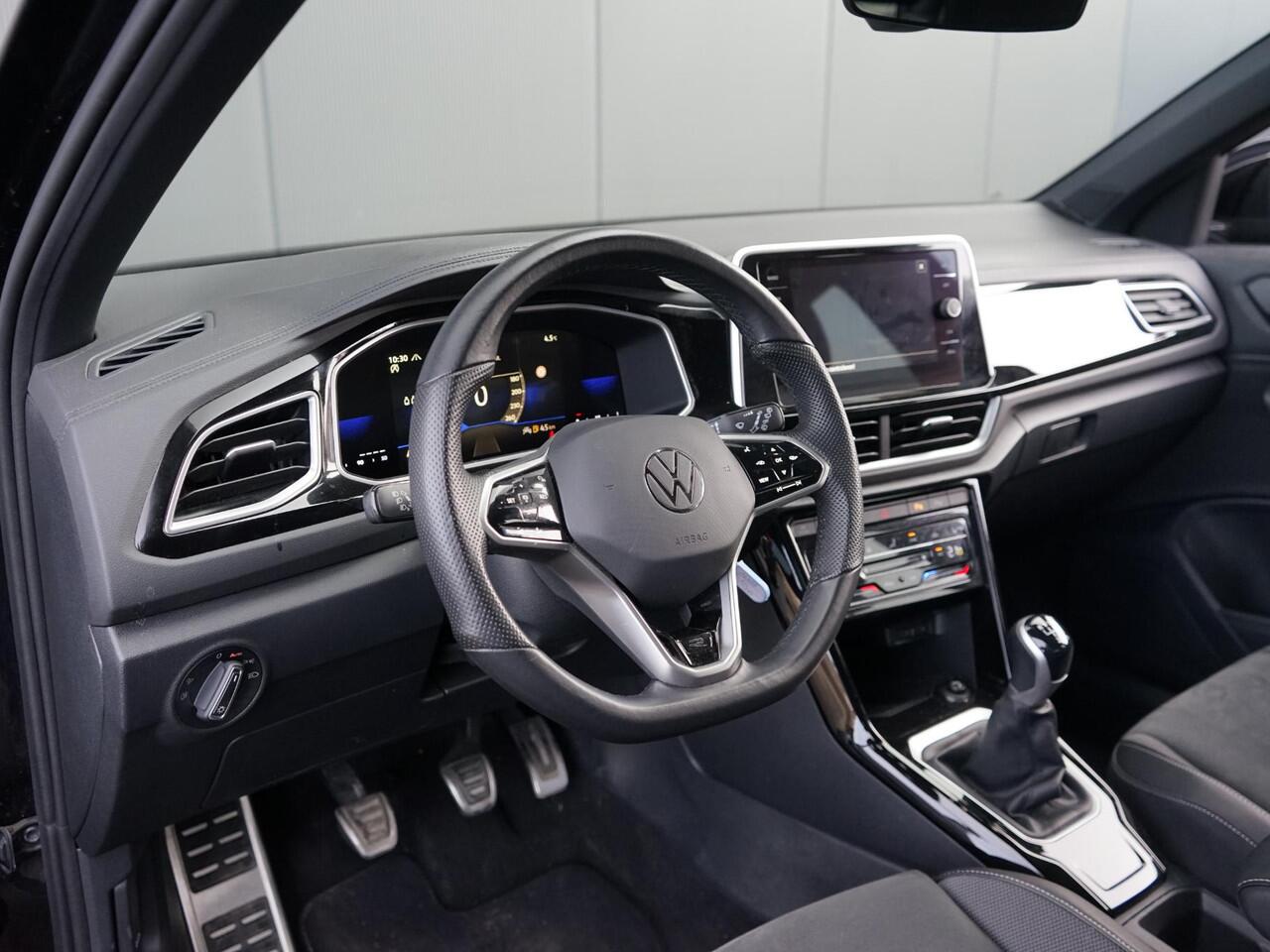 Volkswagen T-Roc 1.0 TSI OPF R-Line 1e eig / Dealeronderh / ACC / Navi / Virtual / Facelift / Camera / PDC / Carplay / massage / all-season