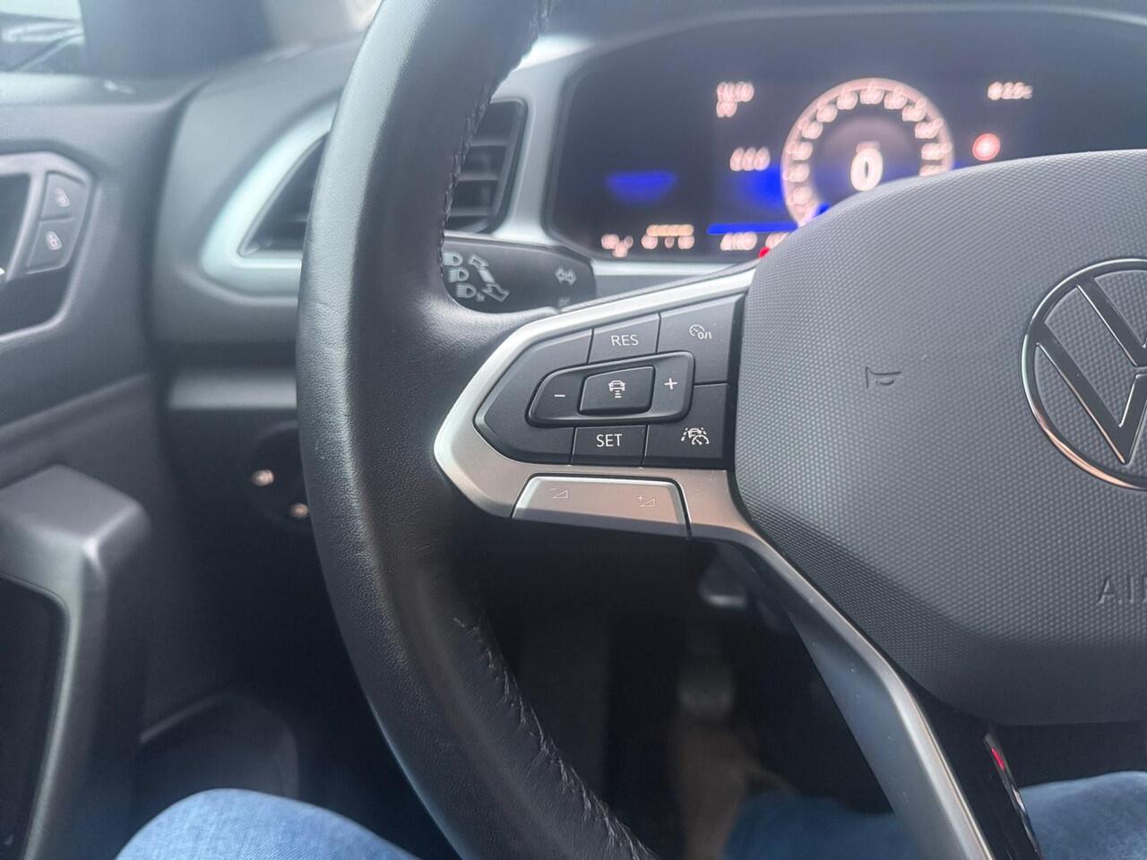 Volkswagen T-Roc 1.0 TSI Life Business | Virtual Dashboard | Stoelverwarming | Apple Carplay/Android Auto | Camera | Navigatie | NL Auto | NAP | Climate Control | Cruise Control | DAB