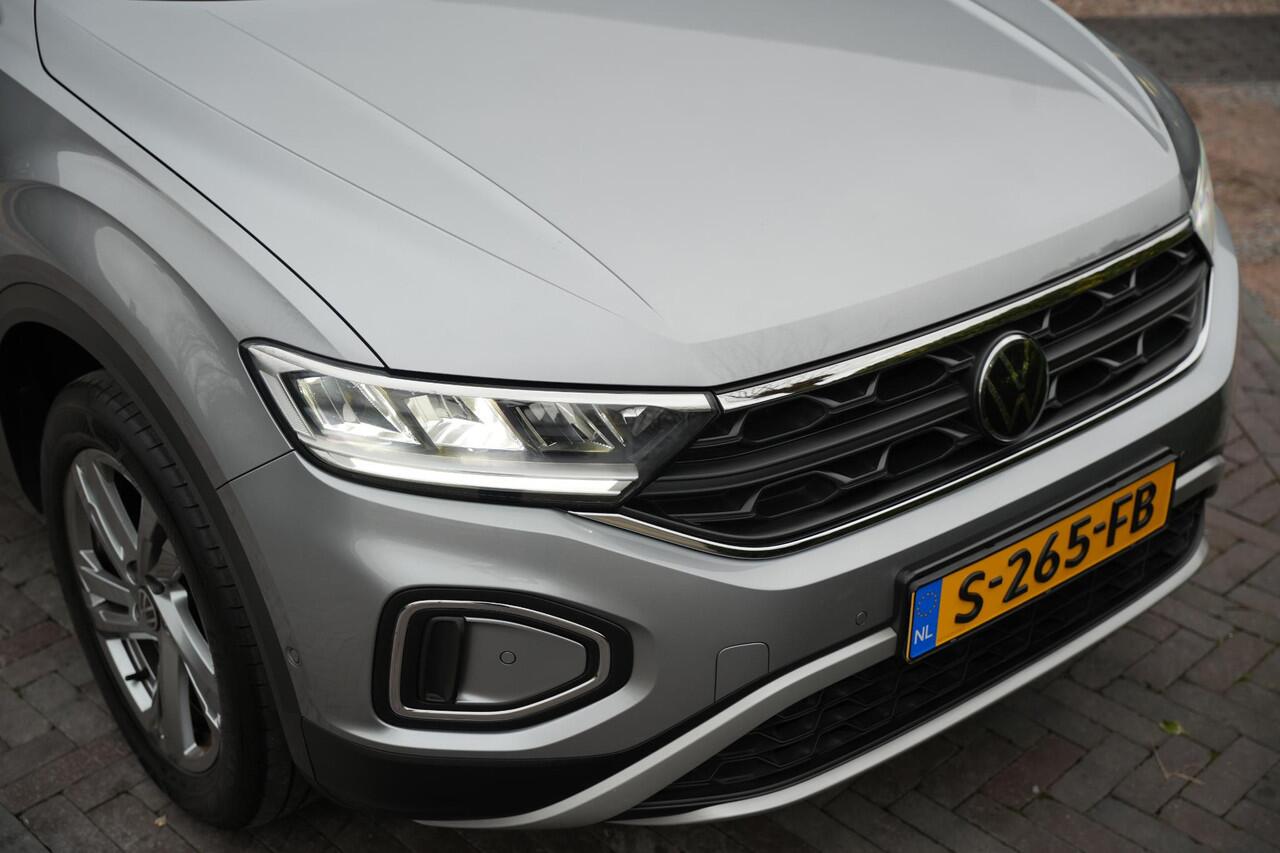 Volkswagen T-Roc 1.0 TSI Life Adaptive Cruise Virtual Dashb. Camera PDC Airco Trekhaak